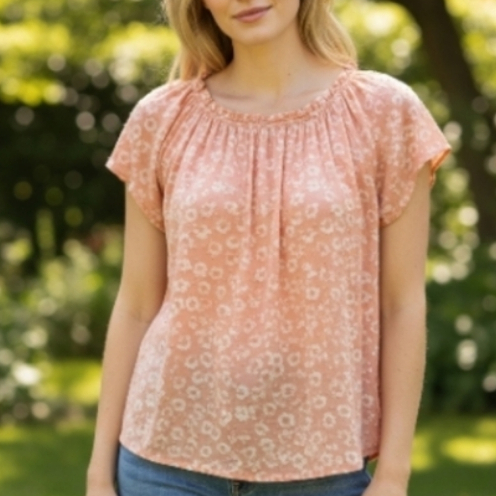Lazy Sundays  Peachy/Pink white floral print Swiss dots Top